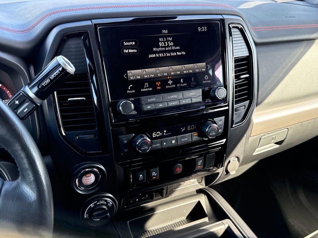 Used 2024 Nissan Titan PRO-4X image 20