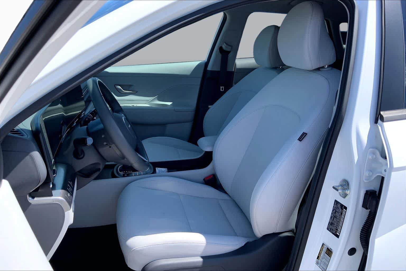 Used 2024 Hyundai Kona SEL FWD image 8