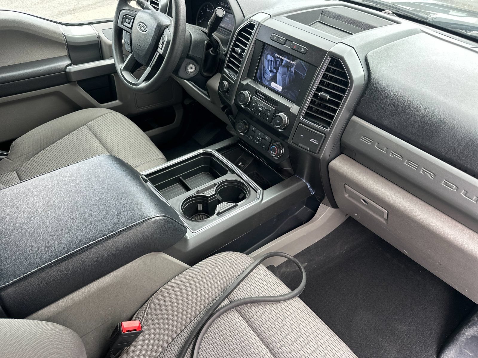 Certified 2022 Ford F250 XLT w/ Black Appearance Package AWD/4WD image 16