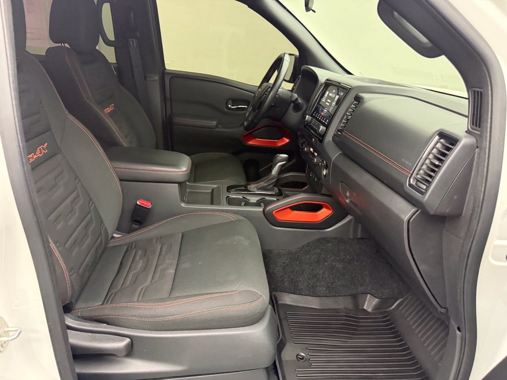 Used 2024 Nissan Frontier PRO-4X w/ Technology Package AWD/4WD image 32