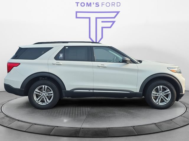 Certified 2023 Ford Explorer XLT w/ Equipment Group 202A AWD/4WD image 6