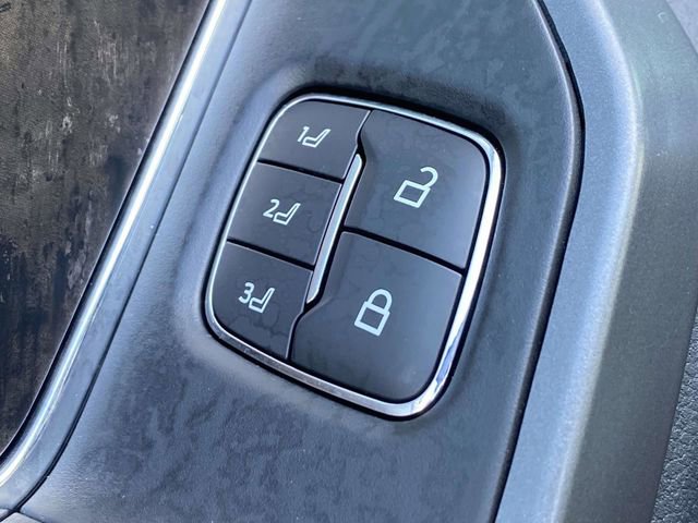 Certified 2024 Ford F250 Lariat w/ Lariat Ultimate Package AWD/4WD image 24