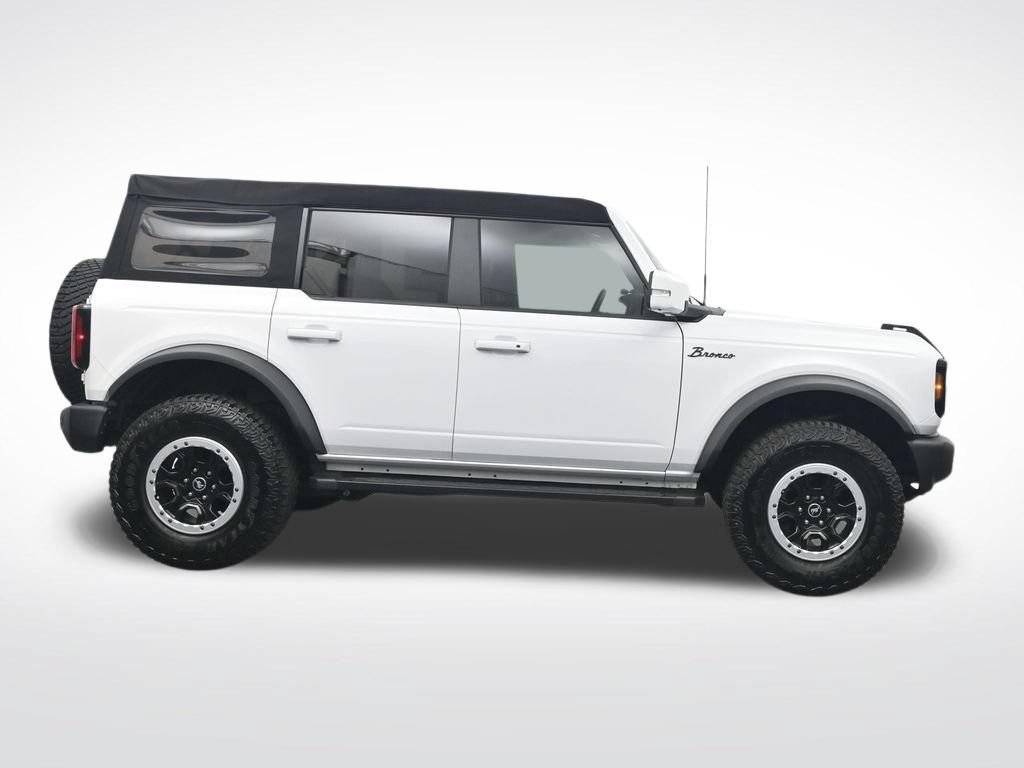 Certified 2024 Ford Bronco Outer Banks w/ Sasquatch Package AWD/4WD image 4