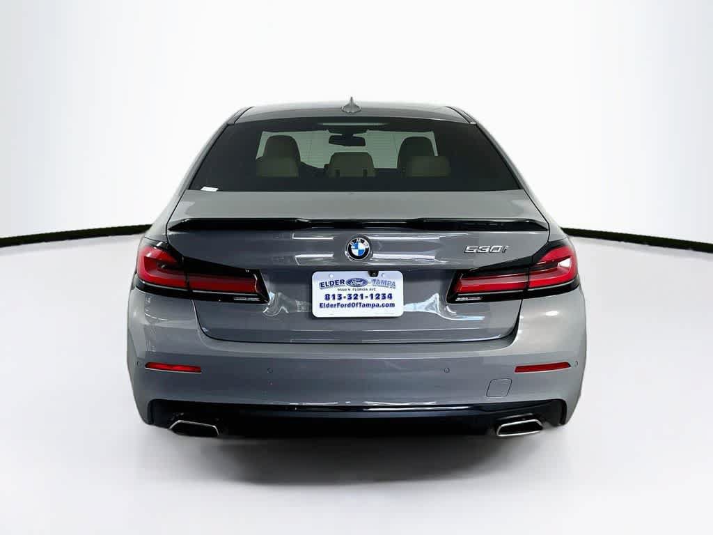 Used 2022 BMW 530i w/ Premium Package RWD image 5