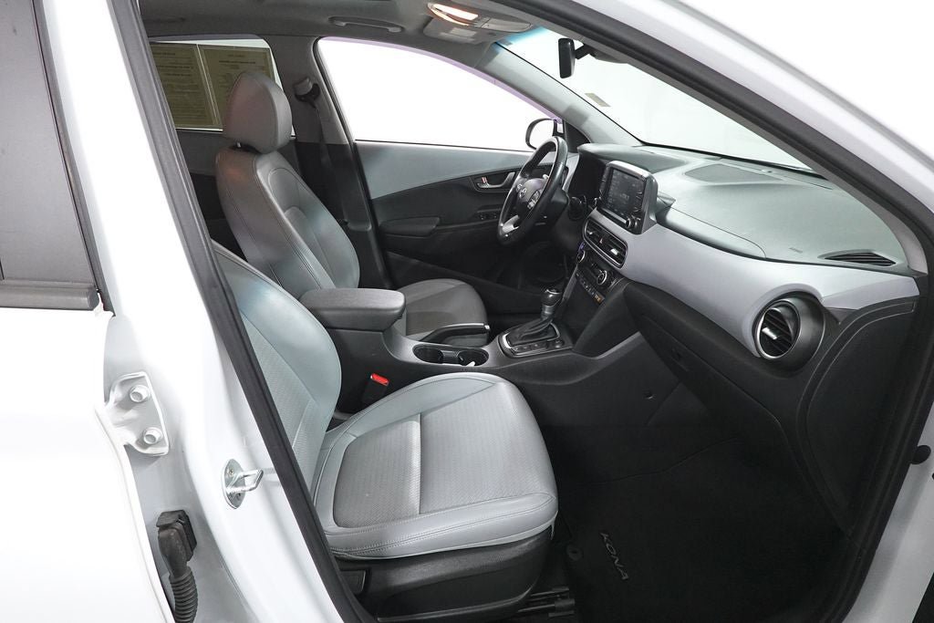 Used 2020 Hyundai Kona Ultimate w/ Cargo Package AWD/4WD image 32