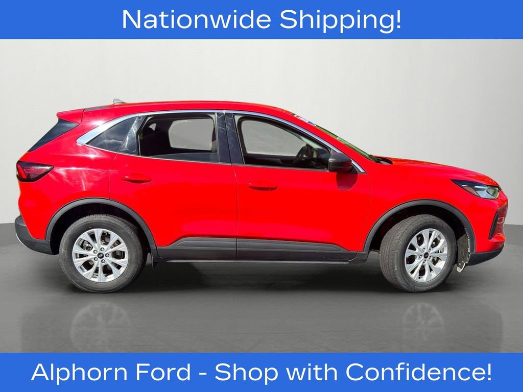 Certified 2024 Ford Escape Active AWD/4WD image 2