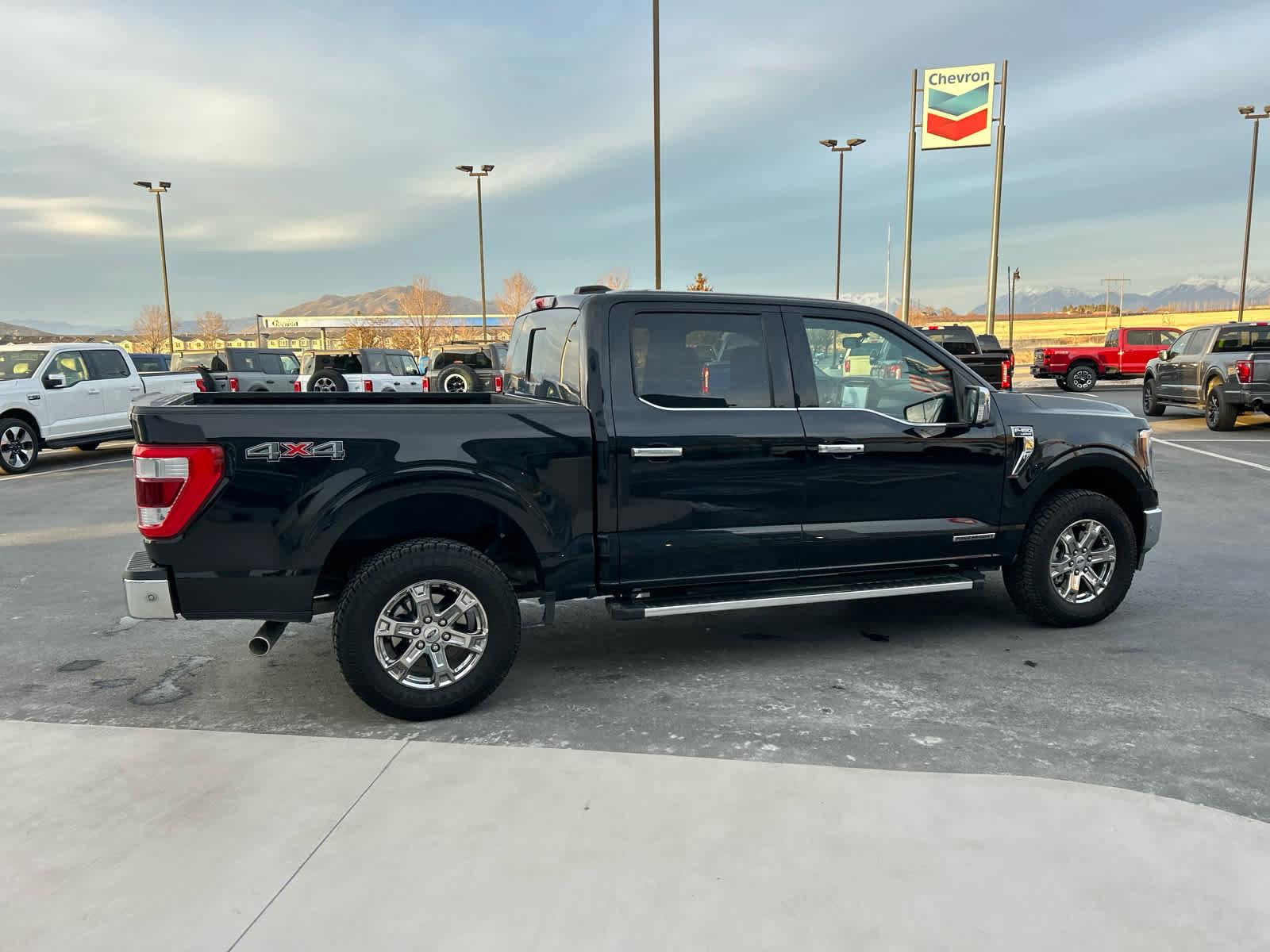 Certified 2022 Ford F150 Lariat w/ Equipment Group 502A High image 11