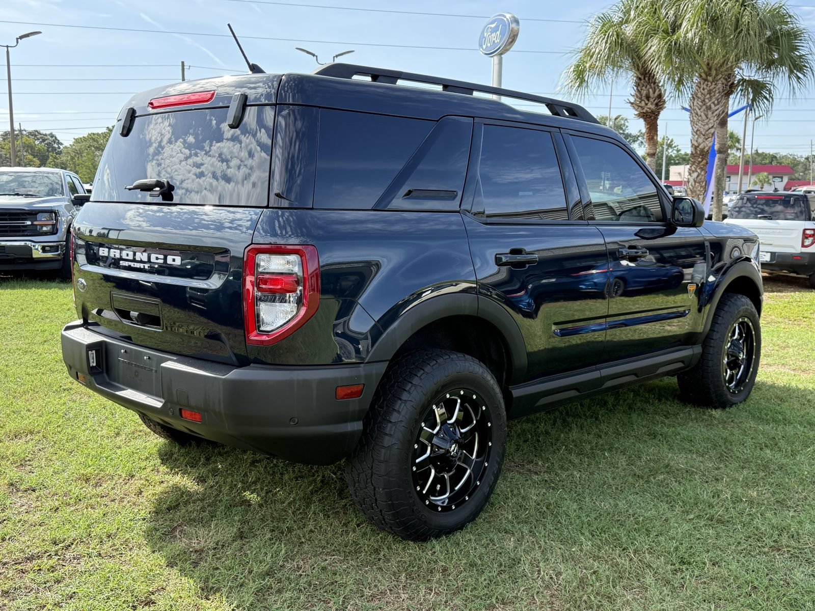 Certified 2023 Ford Bronco Sport Badlands w/ Premium Package AWD/4WD image 5