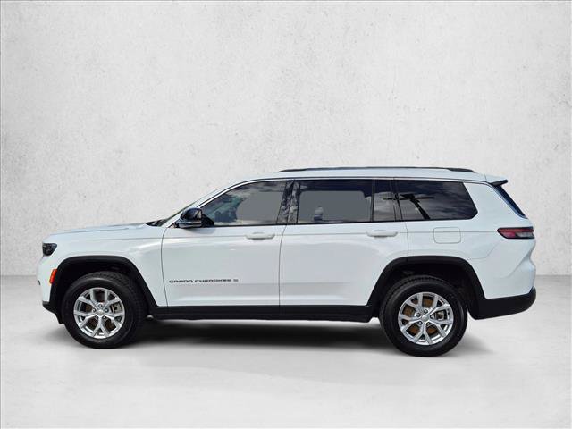 Used 2023 Jeep Grand Cherokee L Limited AWD/4WD image 9
