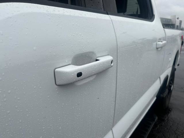 Certified 2023 Ford F250 Lariat w/ Black Appearance Package AWD/4WD image 13