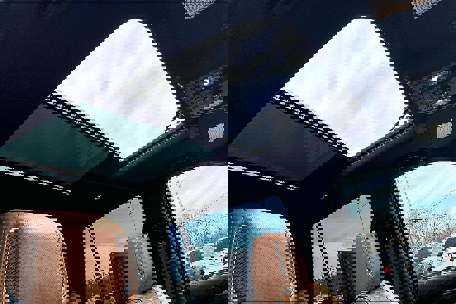 Used 2023 Cadillac Escalade Premium Luxury image 22