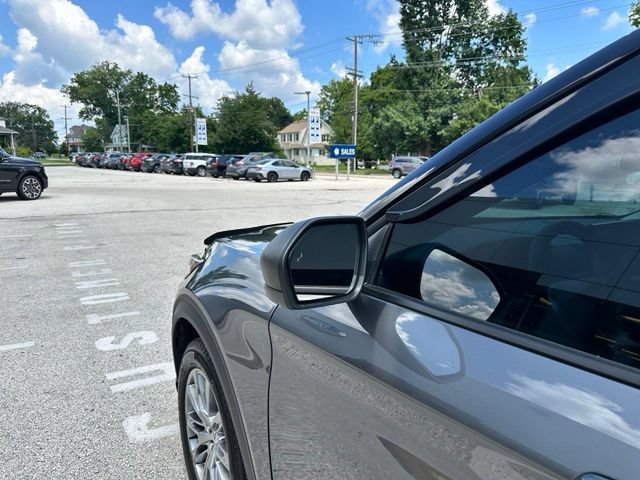 Certified 2025 Ford Explorer Active w/ Active Comfort Package AWD/4WD image 26