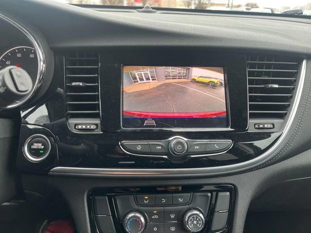 Used 2022 Buick Encore Preferred w/ Safety Package image 22