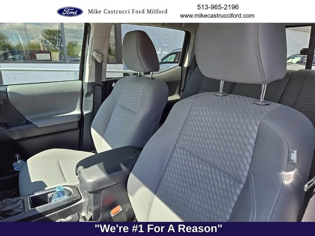 Used 2021 Toyota Tacoma SR AWD/4WD image 9