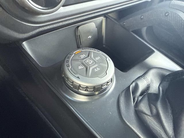 Certified 2025 Ford Bronco Badlands w/ Sasquatch Package image 35