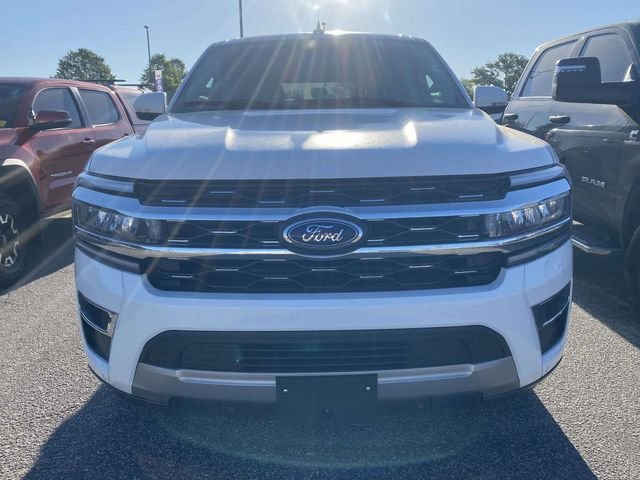 Certified 2024 Ford Expedition Limited AWD/4WD image 3