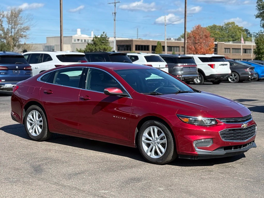Used 2018 Chevrolet Malibu LT w/ Driver Confidence Package FWD image 25