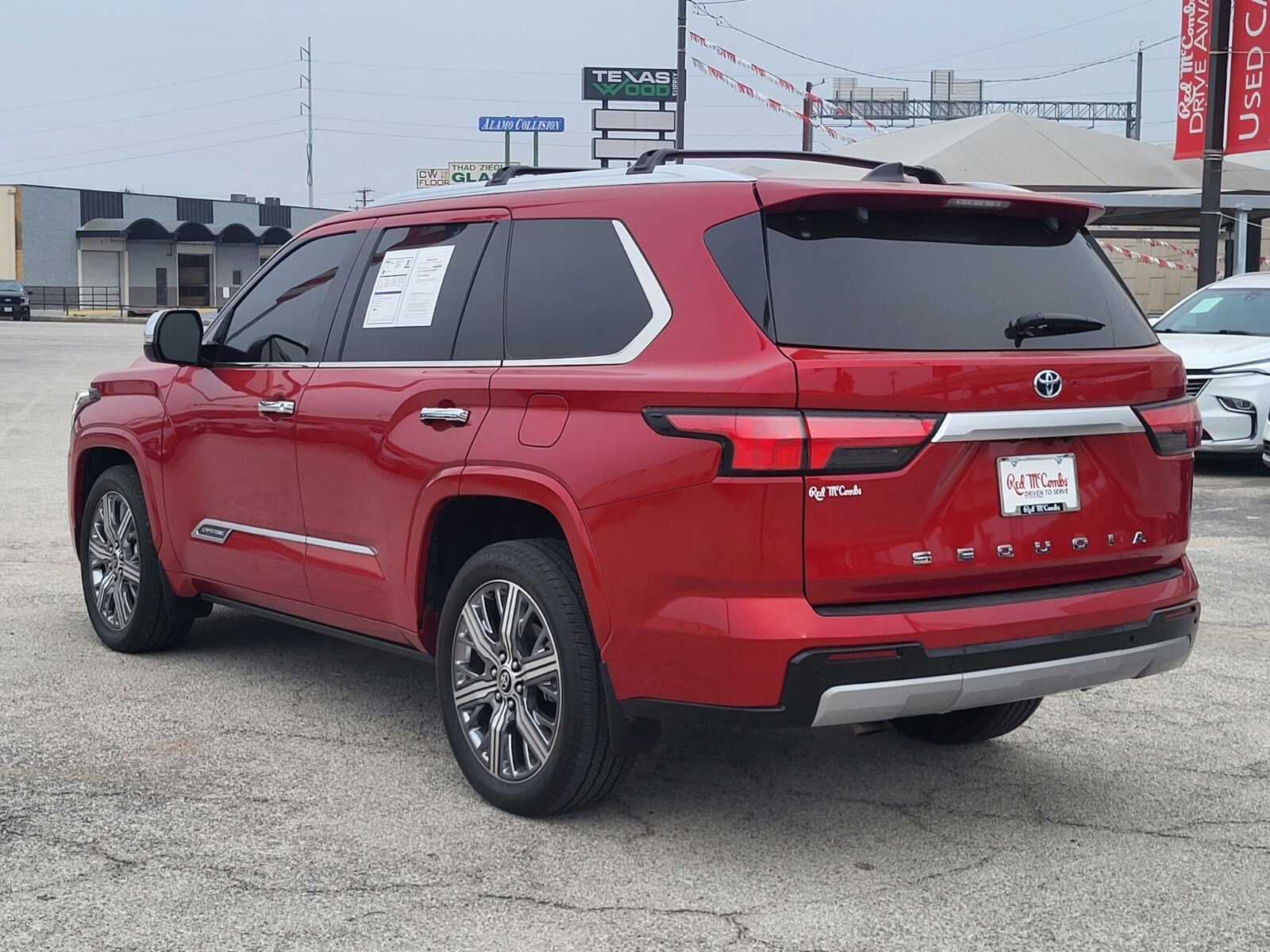 Used 2024 Toyota Sequoia Capstone image 5