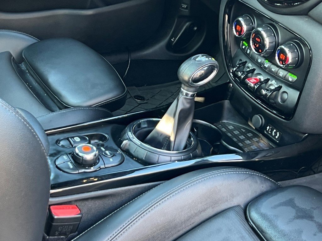 Used 2017 MINI Cooper Clubman S image 11