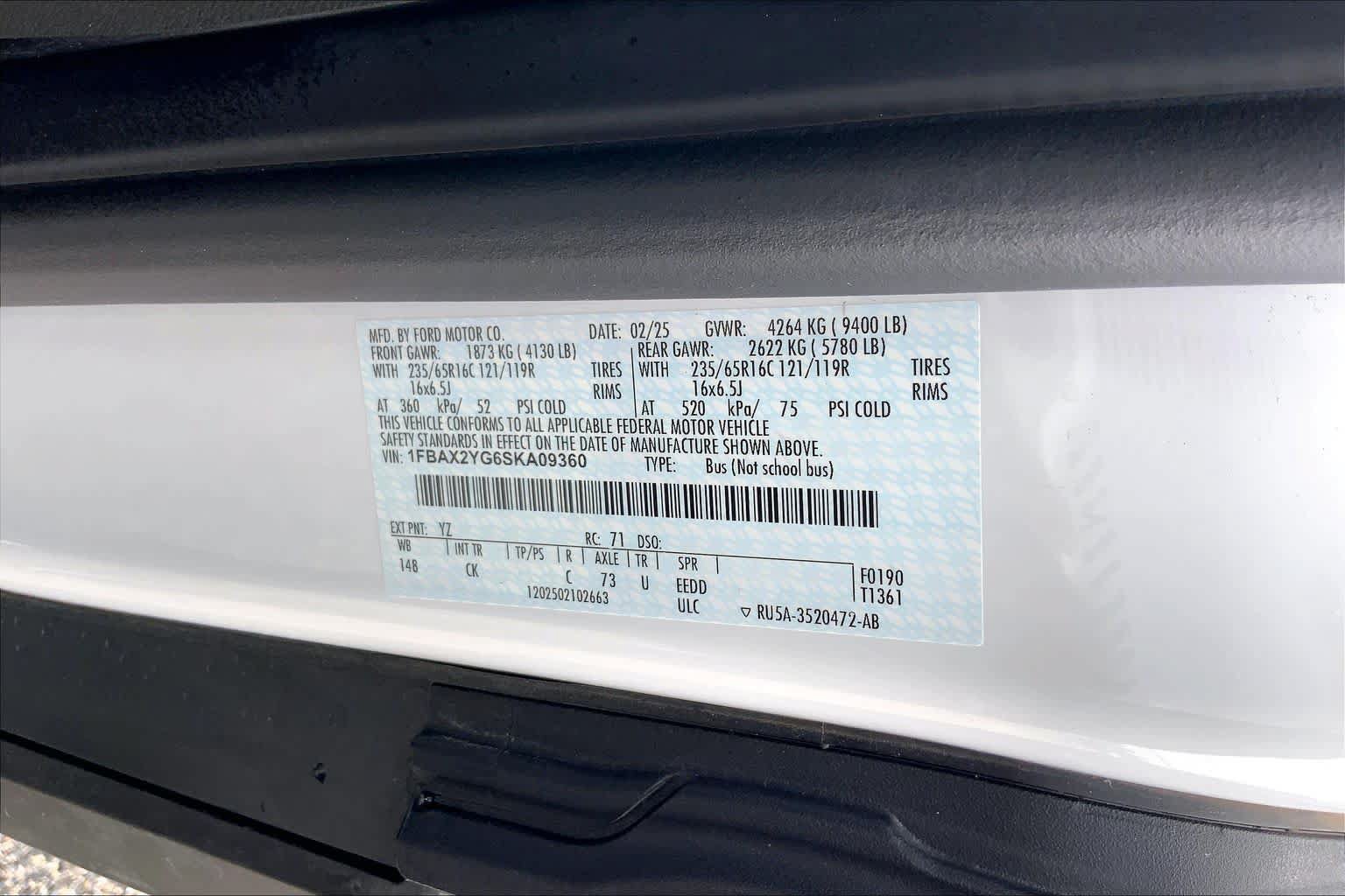 Certified 2025 Ford Transit 350 XLT RWD image 35