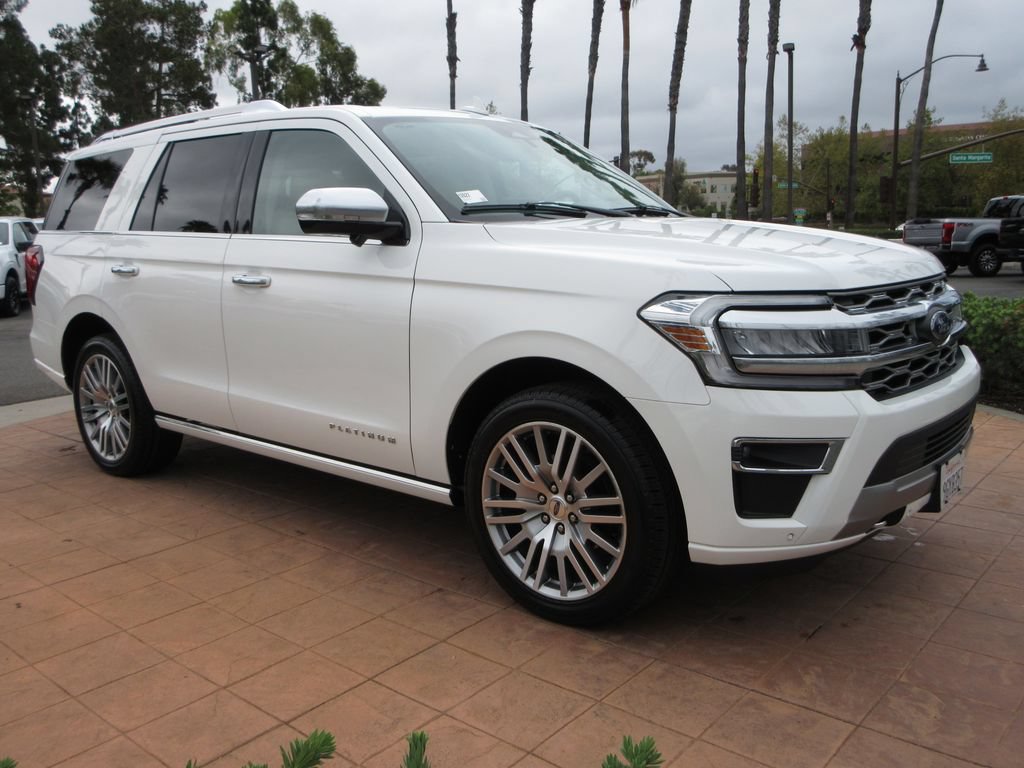 Certified 2023 Ford Expedition Platinum AWD/4WD image 7