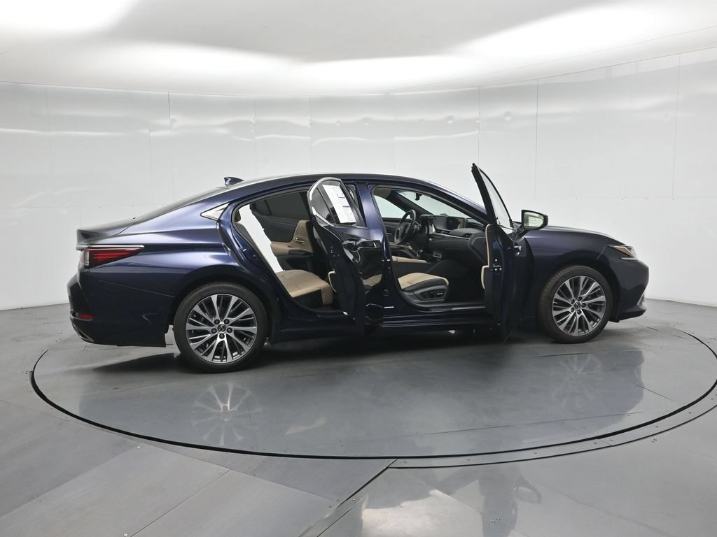 Used 2021 Lexus ES 350 w/ Premium Package FWD image 4