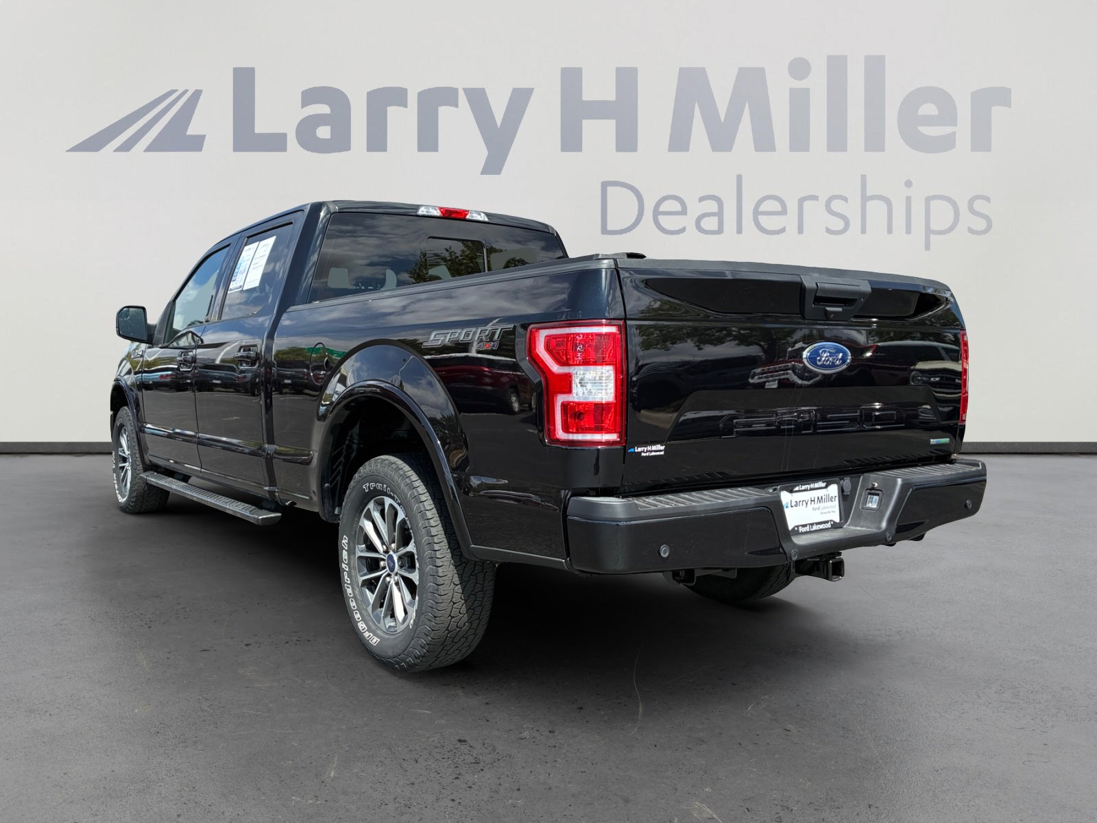 Certified 2019 Ford F150 XLT w/ Equipment Group 302A Luxury AWD/4WD image 3