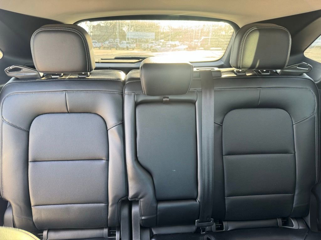 Certified 2022 Ford Escape SEL image 9