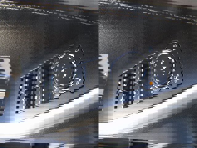 Certified 2022 Ford Explorer Limited w/ Equipment Group 301A image 31