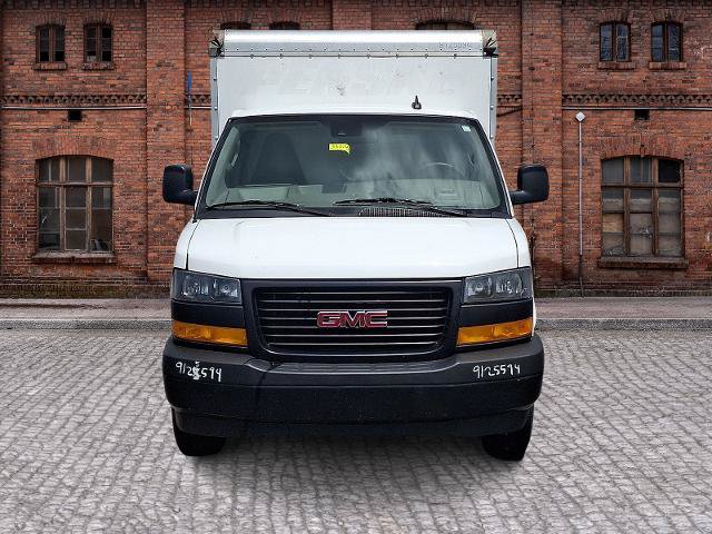 Used 2021 GMC Savana 3500 w/ Power Convenience Package RWD image 2