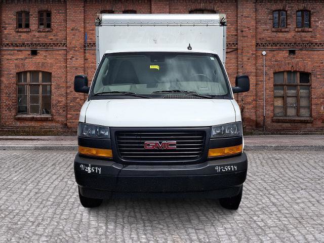 Used 2021 GMC Savana 3500 w/ Power Convenience Package RWD image 2