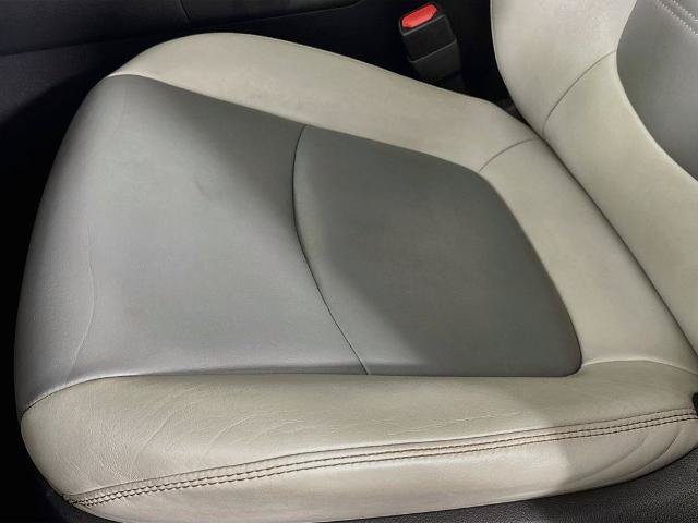 Used 2019 Toyota RAV4 XLE Premium w/ Cold Weather Package AWD/4WD image 21