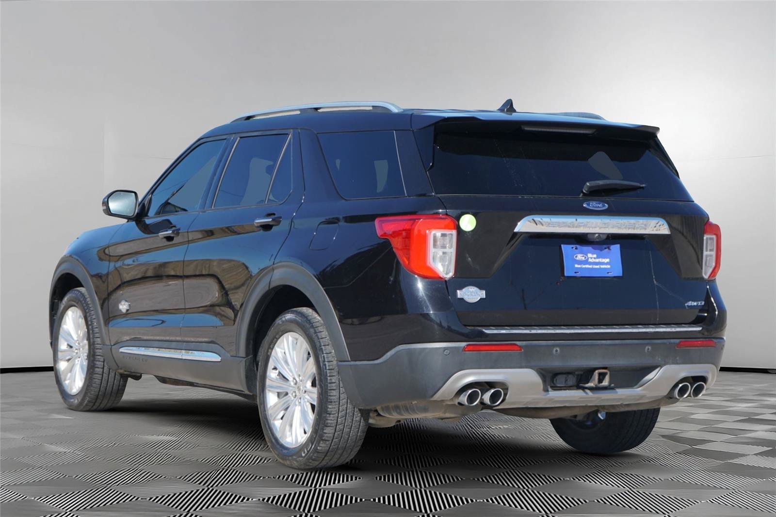 Certified 2021 Ford Explorer King Ranch w/ Premium Technology Package AWD/4WD image 6