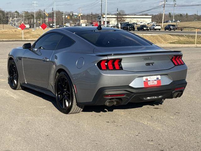 Certified 2025 Ford Mustang GT Premium image 7