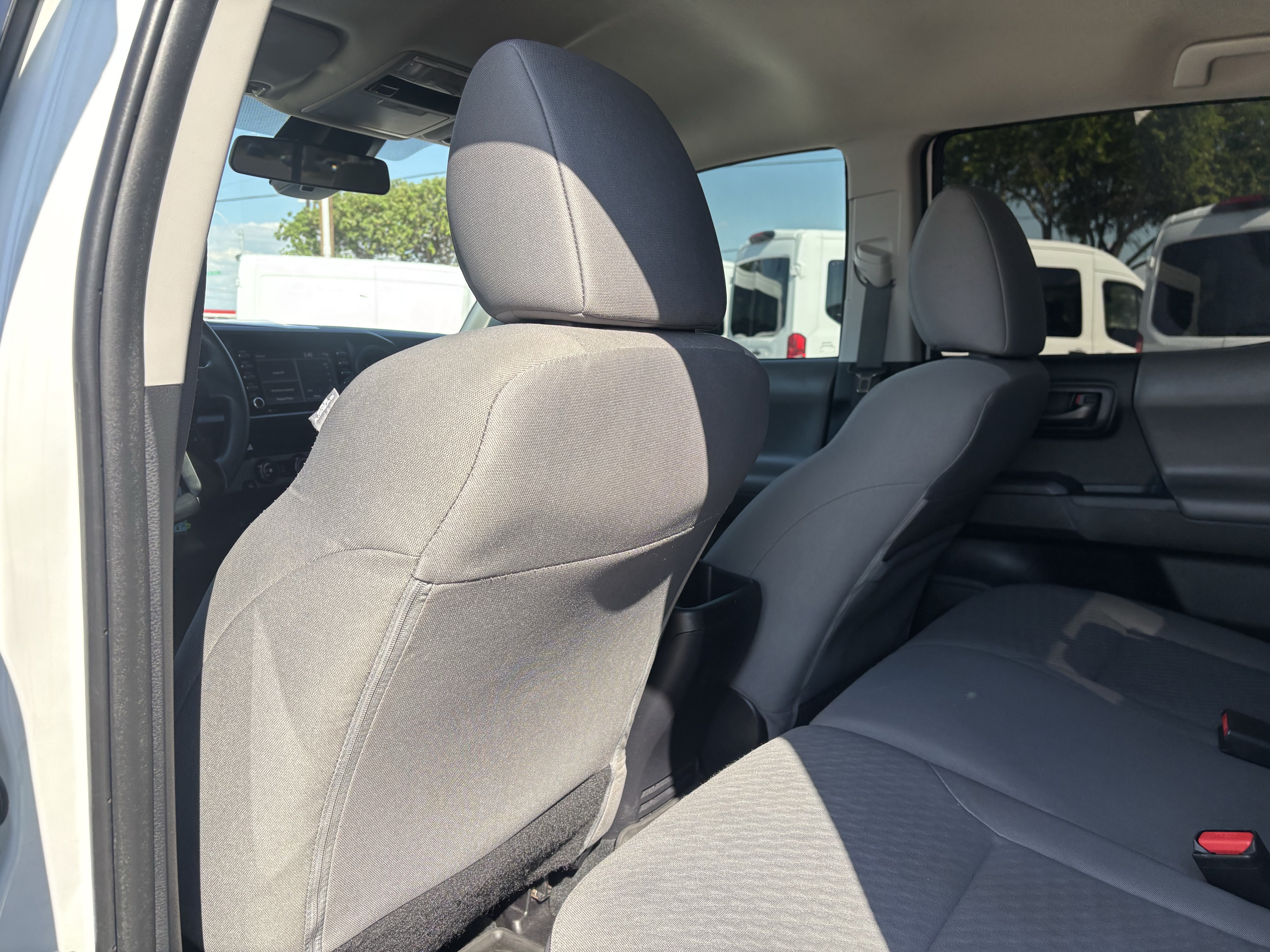 Used 2021 Toyota Tacoma SR w/ SR Convenience Package RWD image 18