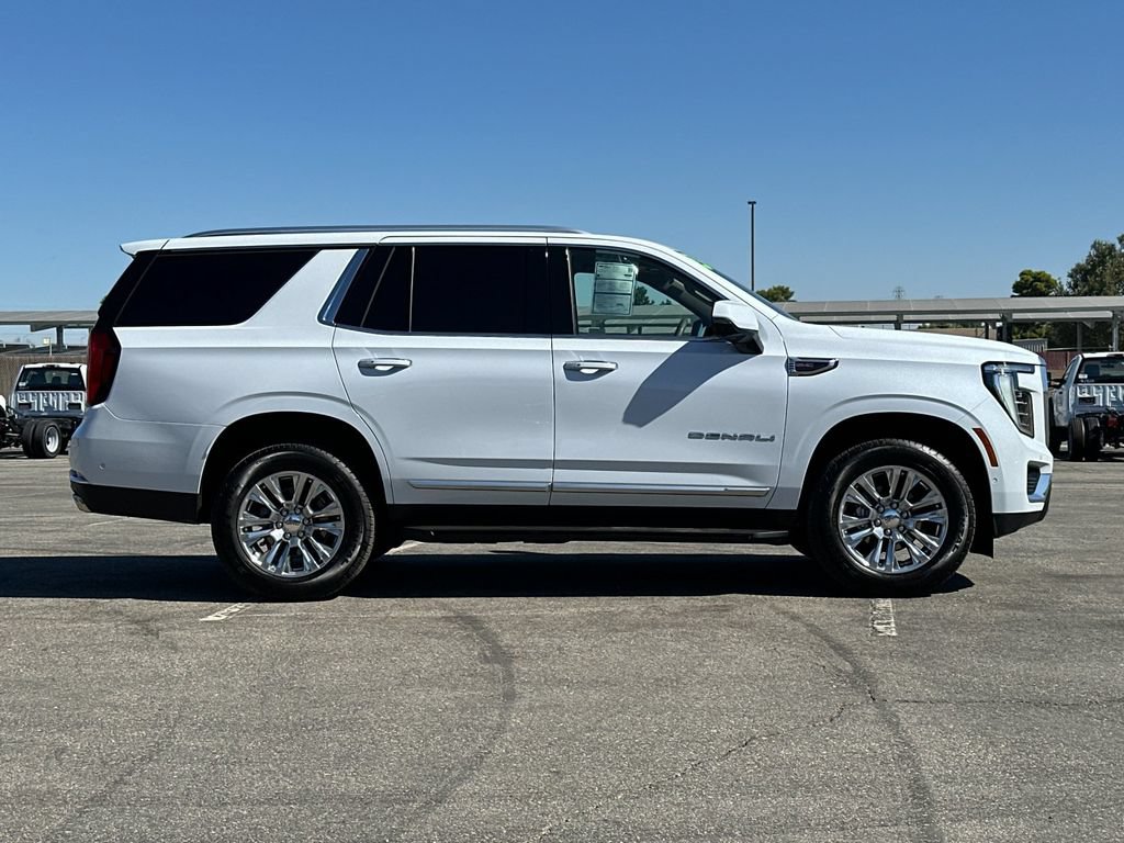 Used 2026 GMC Yukon Denali RWD image 2