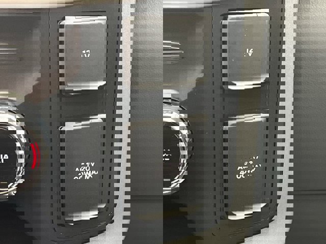 Certified 2022 Ford F150 XLT w/ Equipment Group 302A High image 20