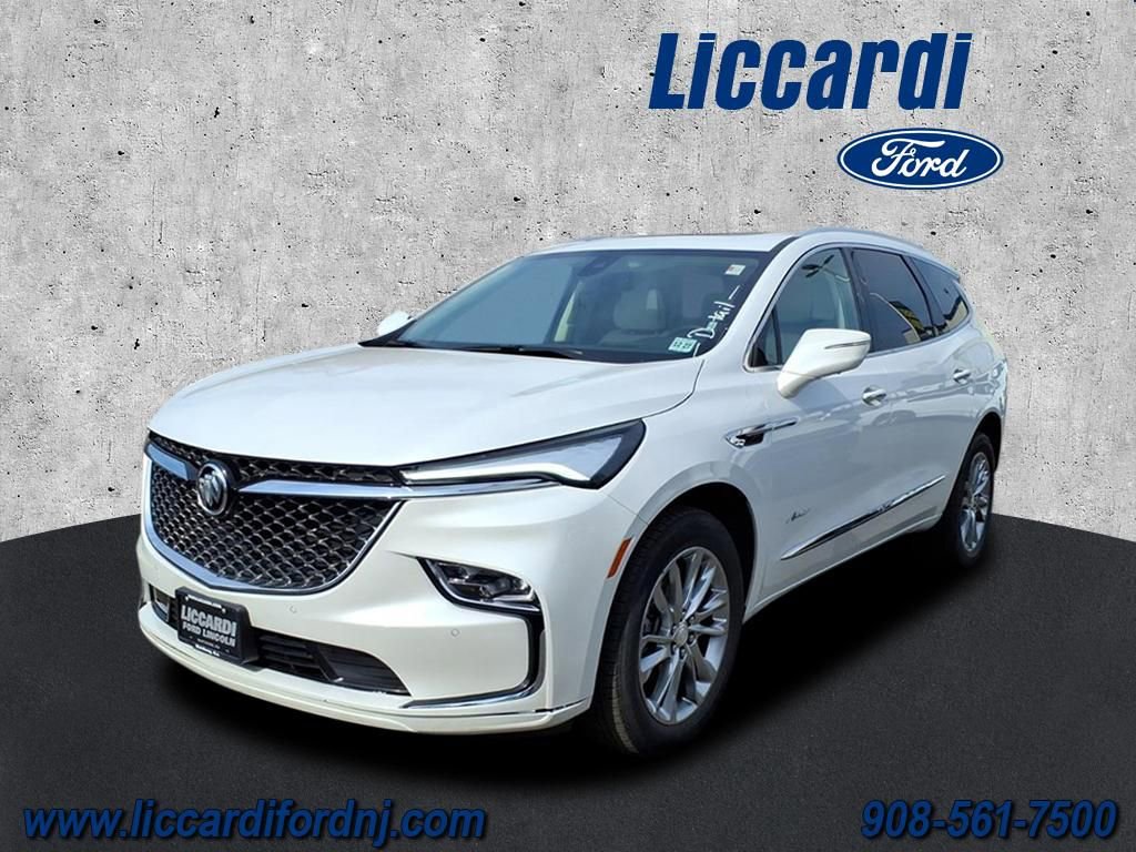 Used 2022 Buick Enclave Avenir w/ Avenir Technology Package AWD/4WD image 3
