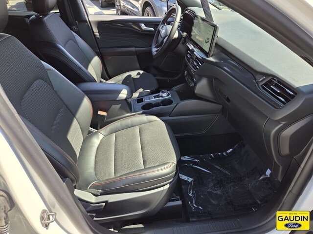 Certified 2024 Ford Escape ST-Line w/ Tech Pack #1 FWD image 16