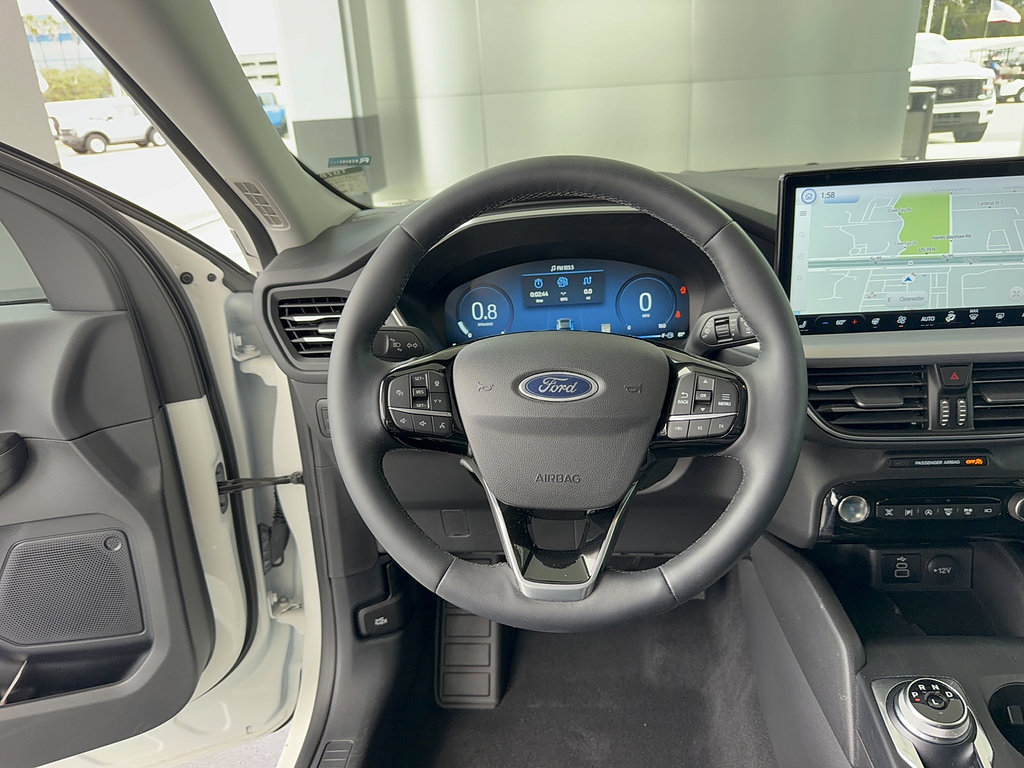 Certified 2024 Ford Escape Platinum AWD/4WD image 31