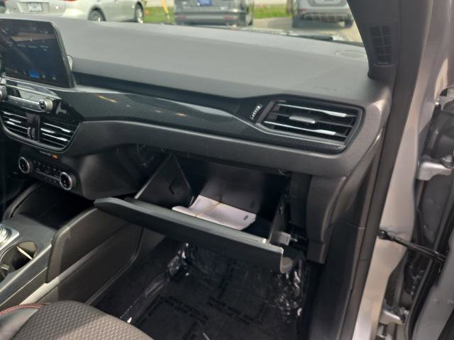 Certified 2024 Ford Escape ST-Line AWD/4WD image 34