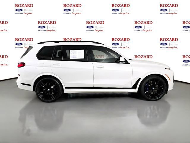 Used 2024 BMW X7 xDrive40i w/ M Sport Package image 6