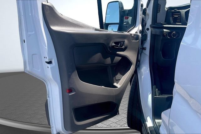 Certified 2020 Ford Transit 250 Medium Roof AWD image 23