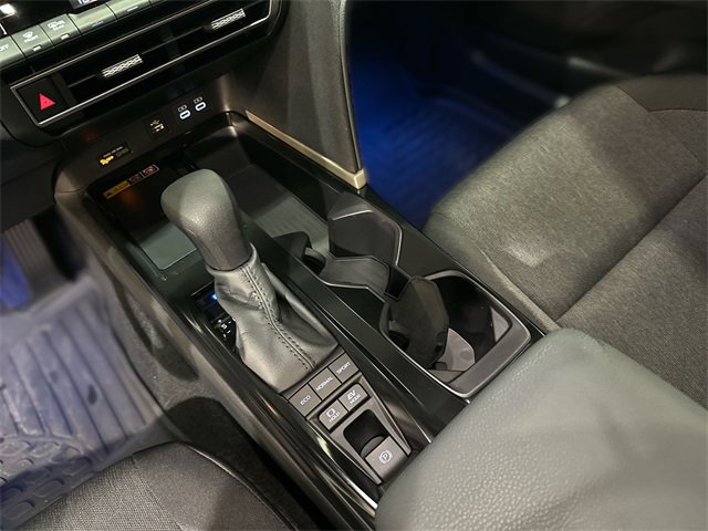 Used 2025 Toyota Camry LE image 21