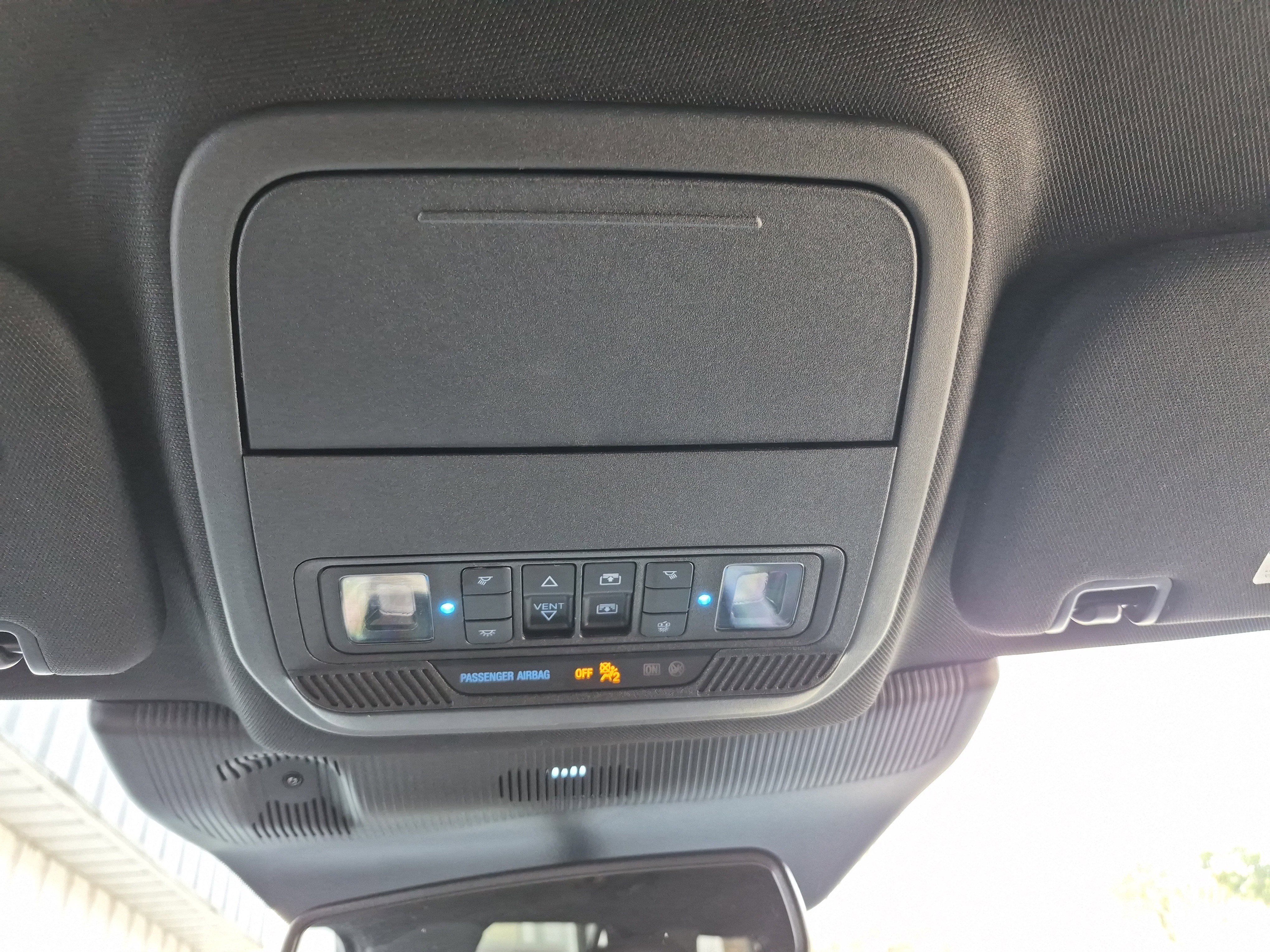 Certified 2025 Ford Explorer Platinum image 41