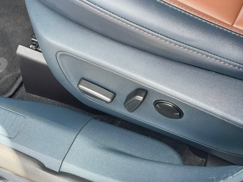 Certified 2022 Ford Maverick Lariat FWD image 7