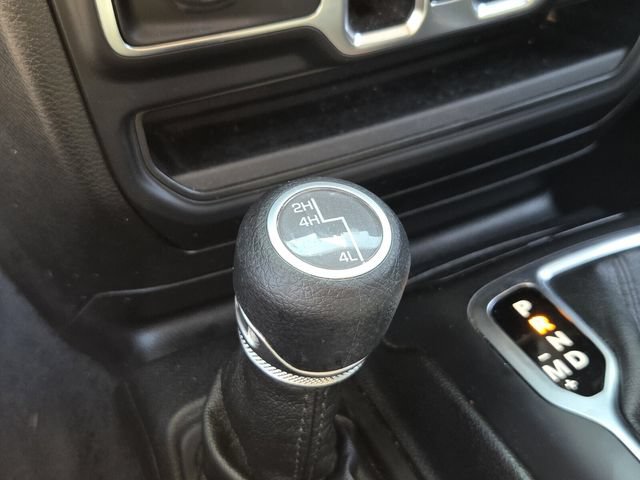Used 2020 Jeep Gladiator Sport w/ Quick Order Package 24S AWD/4WD image 24