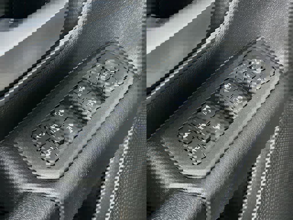 Used 2025 RAM 1500 Big Horn image 29