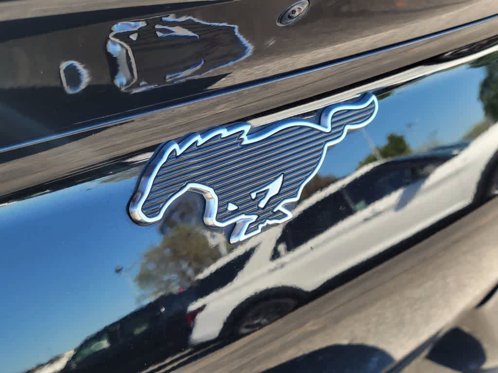 Certified 2025 Ford Mustang Mach-E Premium AWD/4WD image 5