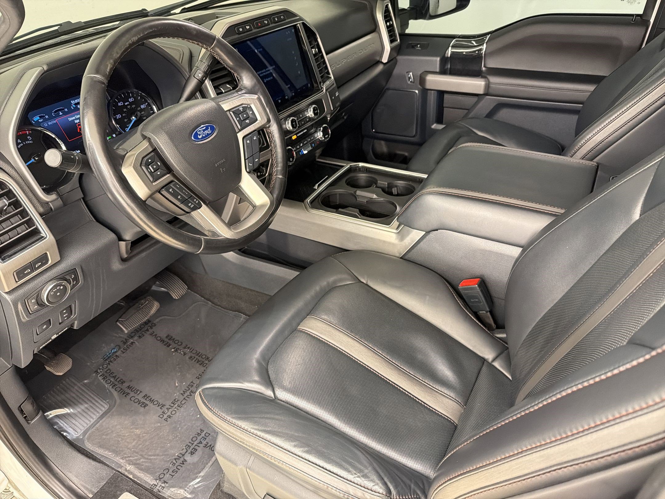 Certified 2022 Ford F250 Platinum w/ FX4 Off-Road Package image 4